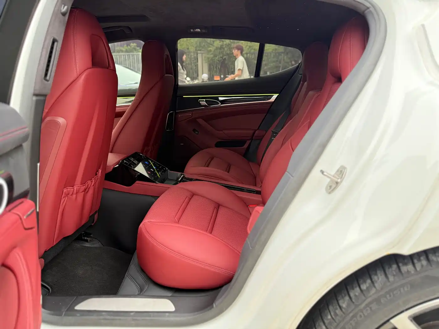 Porsche Panamera 2014 Panamera 3.0T фото 7