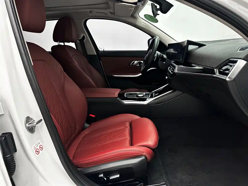 BMW 3 Series 2023 320Li M Sport Package фото 21