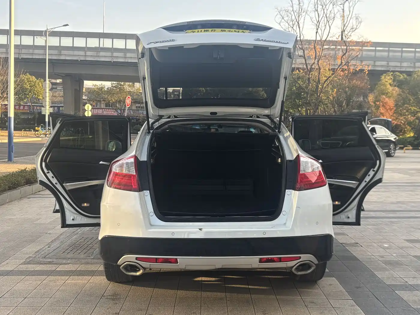 Honda Crosstour 2016 2.4L Luxury Navigation Edition фото 14