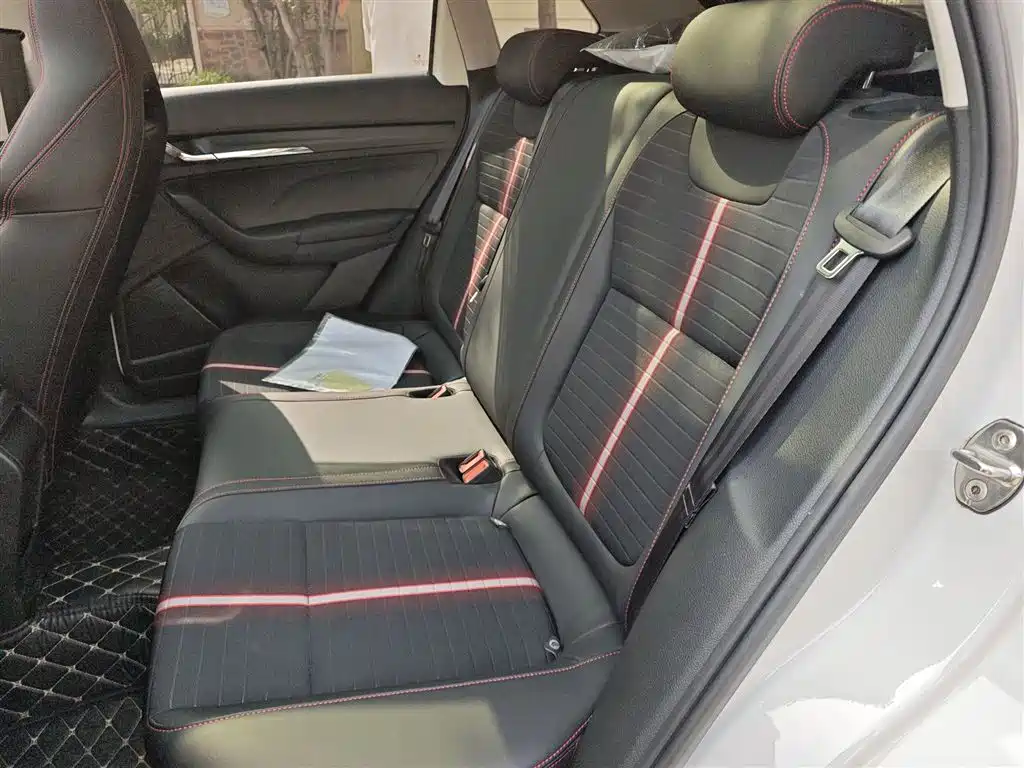 Škoda Kamiq 2020 Facelift GT TSI230 DSG Flagship China VI фото 14