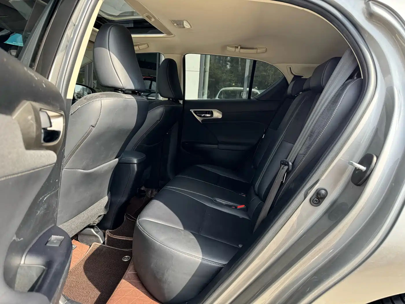Lexus CT 2017 CT200h Comfort (Single Color, China V) фото 9