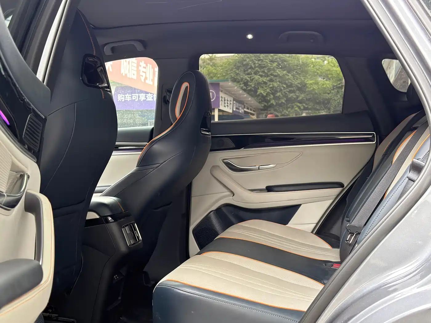 BYD Song PLUS PHEV 2024 Glory Edition DM-i 150km Flagship PLUS фото 8