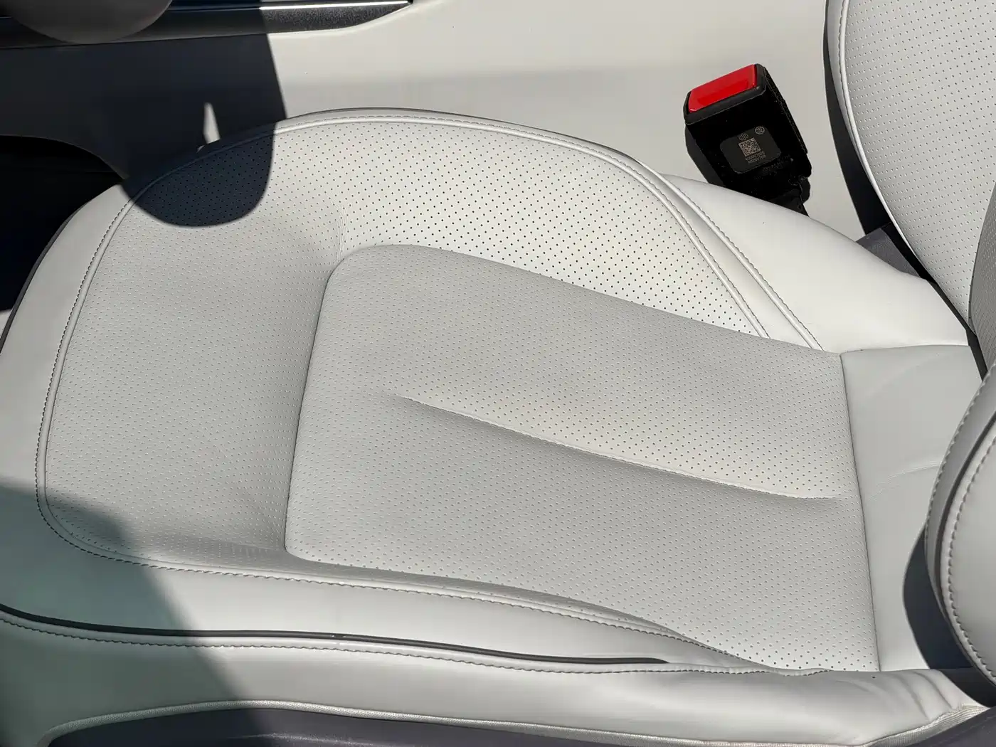 HiPhi Y 2023 2023 765km Flagship Edition