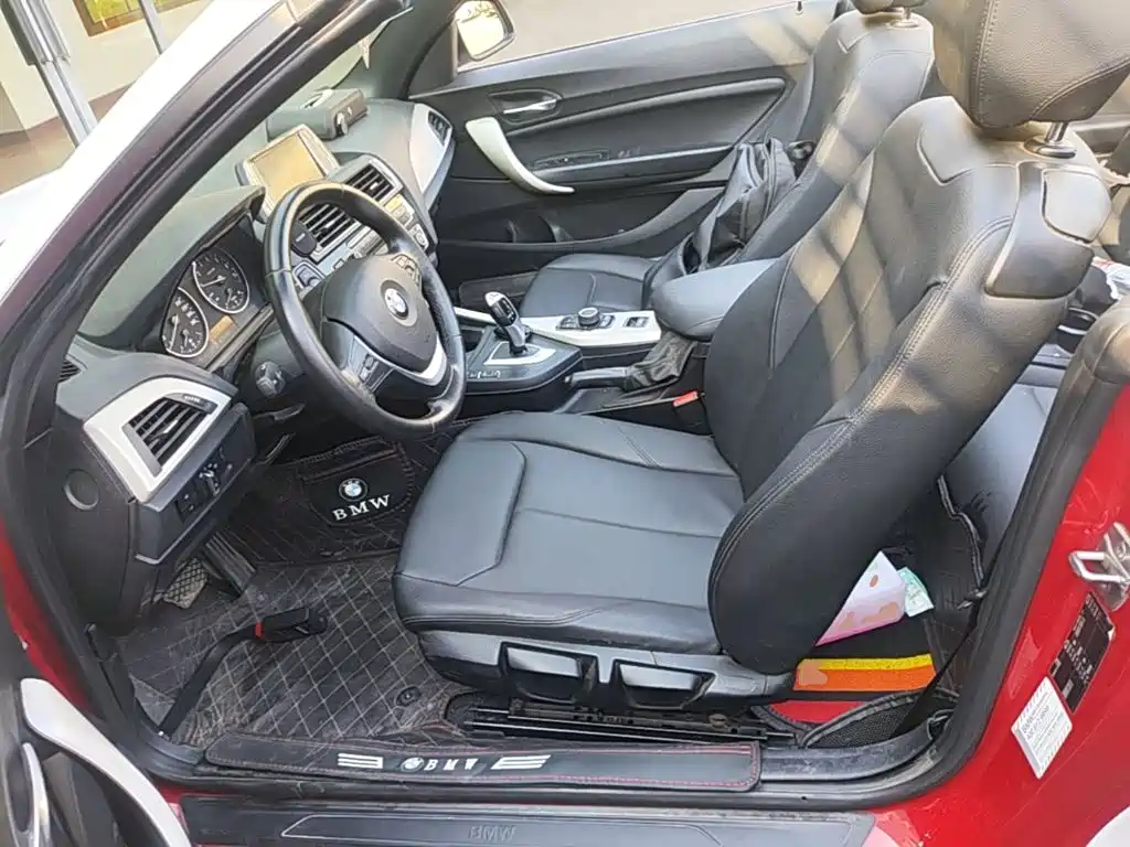 Photo 15 - BMW 2 Series (Import)