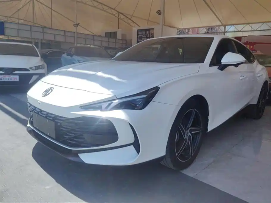 MG MG7 2025