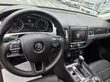 Фото 6 - Volkswagen Touareg