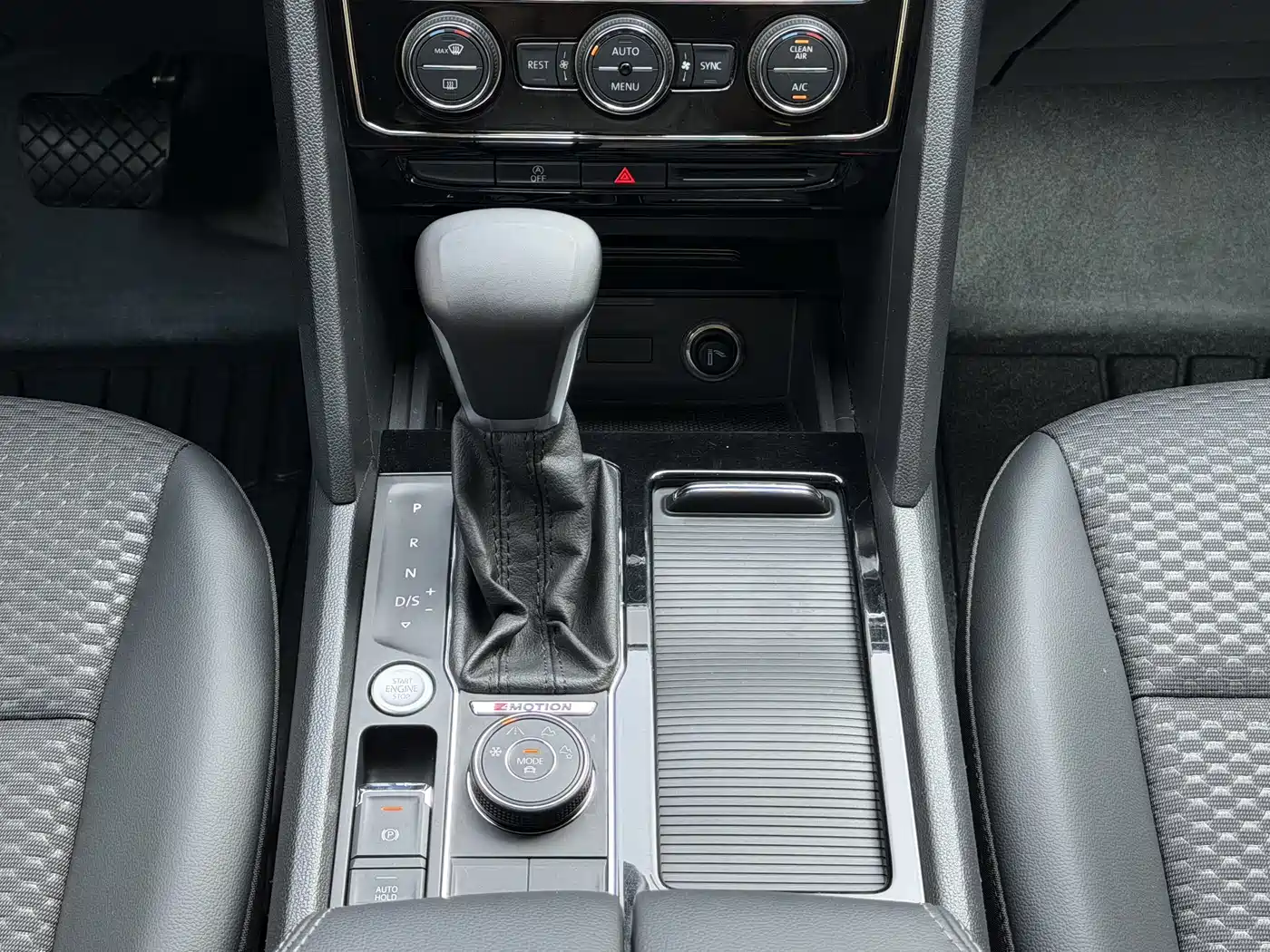Volkswagen Teramont 2020 380TSI 4WD Comfort China VI фото 17