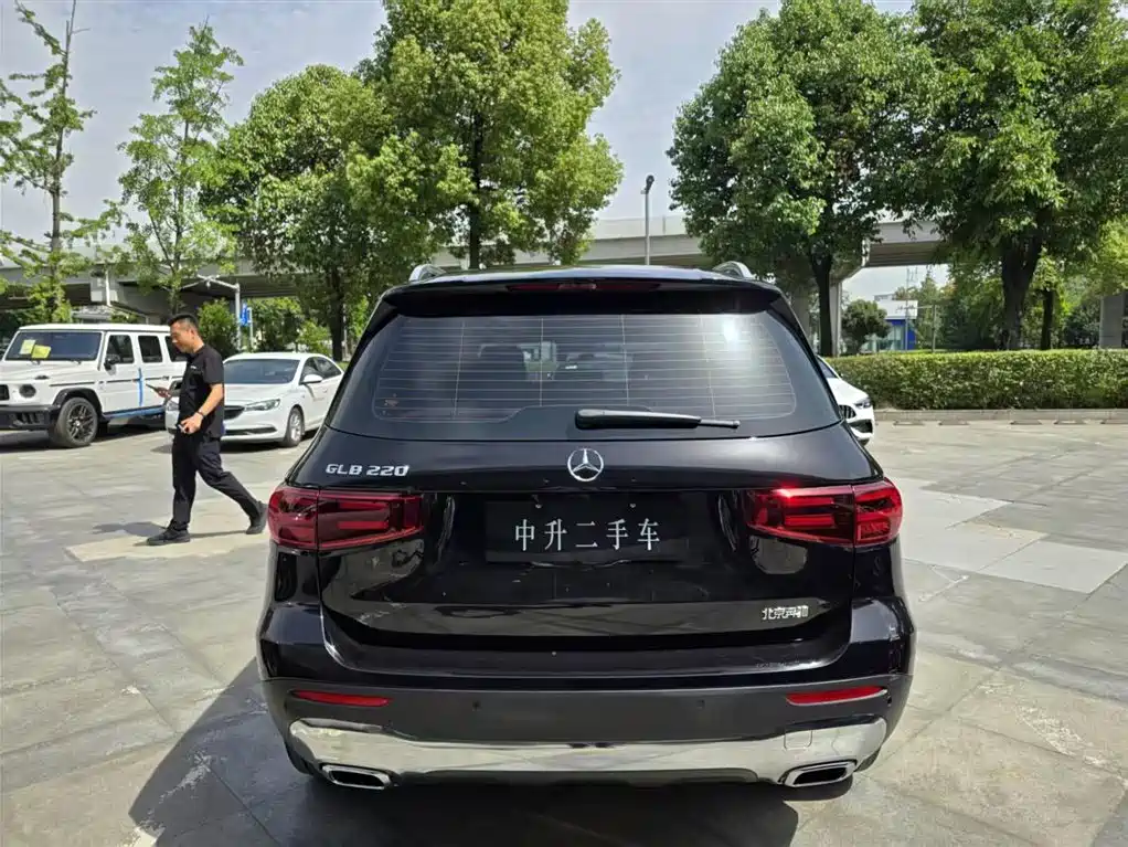 Mercedes-Benz GLB 2024 GLB 220 Fashion фото 9