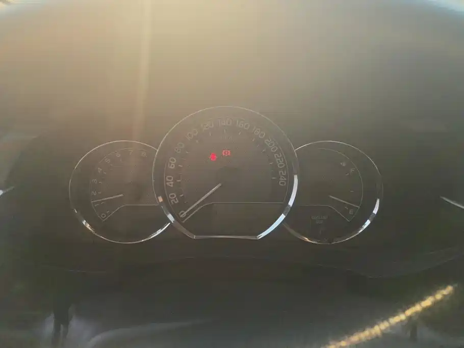 صورة 14 - Toyota Levin