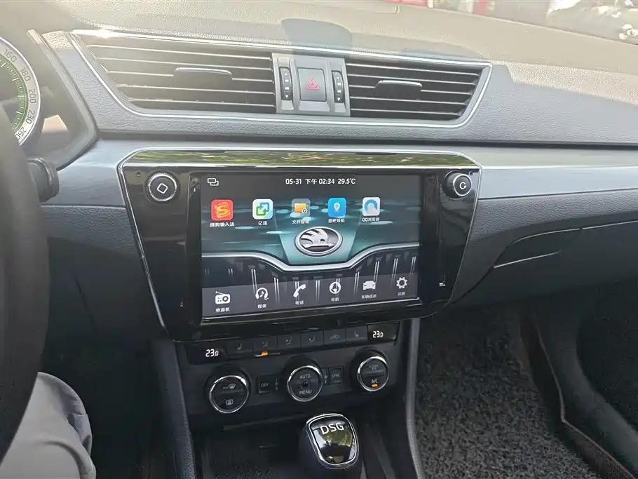 Škoda Superb 2018 TSI280 DSG Comfort (China V) фото 12