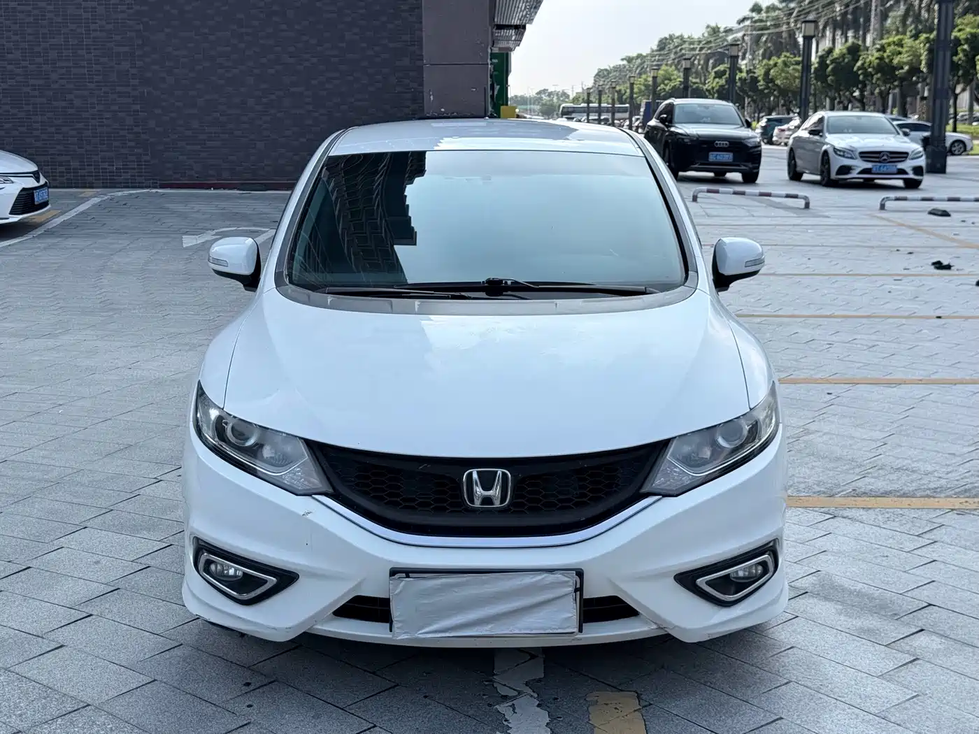 Honda Jade 2016 2013 1.8L Automatic Comfort Edition 5-seater
