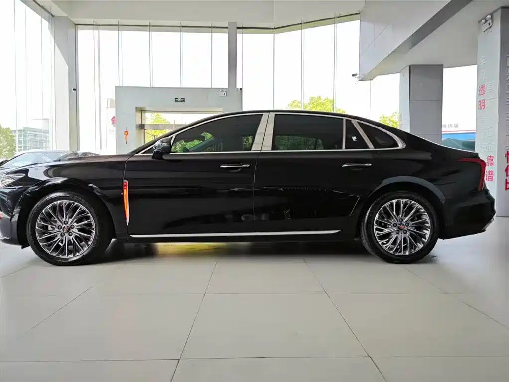 Hongqi H5 2023 2.0T Auto Smart Connect Flag Comfort фото 3