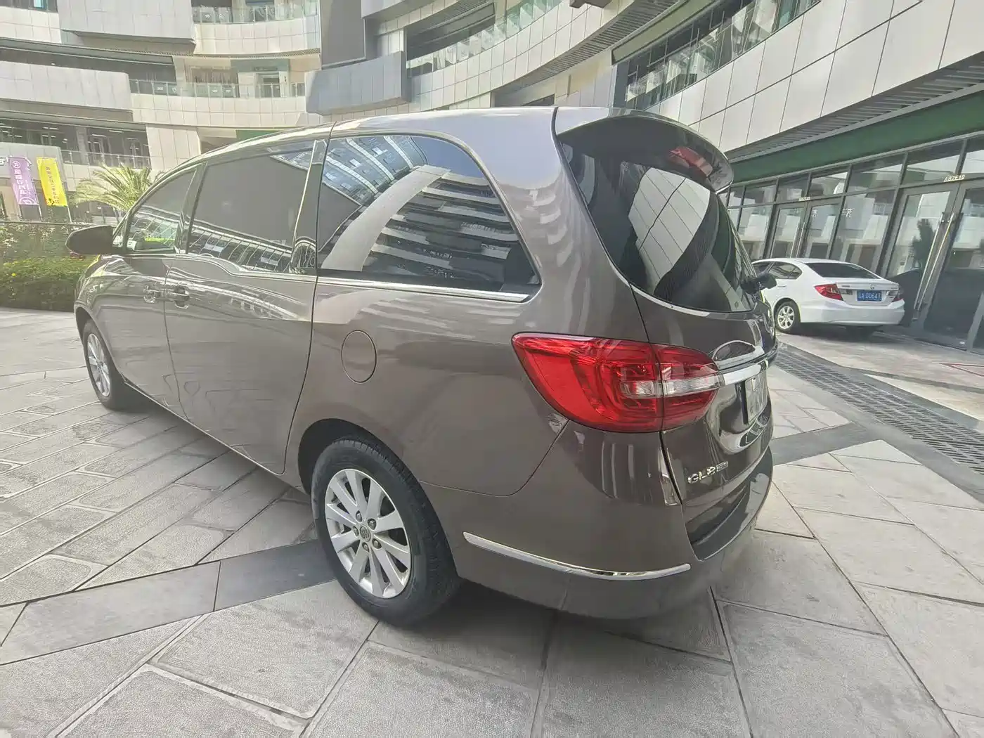 Buick GL8 2017 25S Comfort China V фото 4