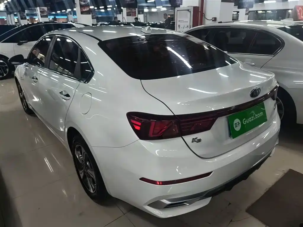 Kia K3 2019 1.5L CVT Smart Connect Edition фото 5