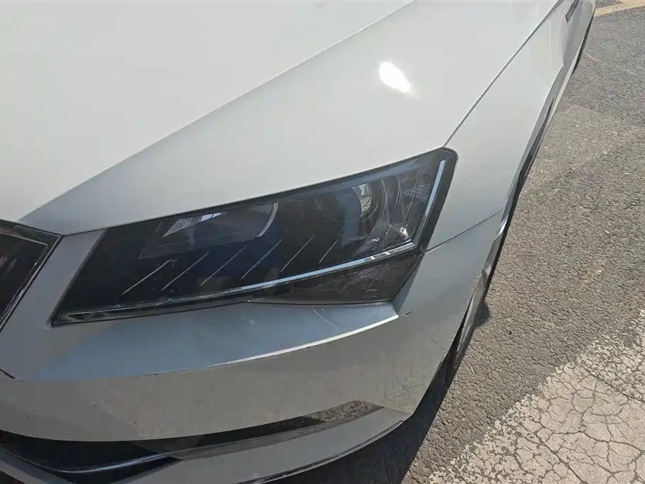 Škoda Superb 2018 TSI280 DSG Comfort (China V) фото 4