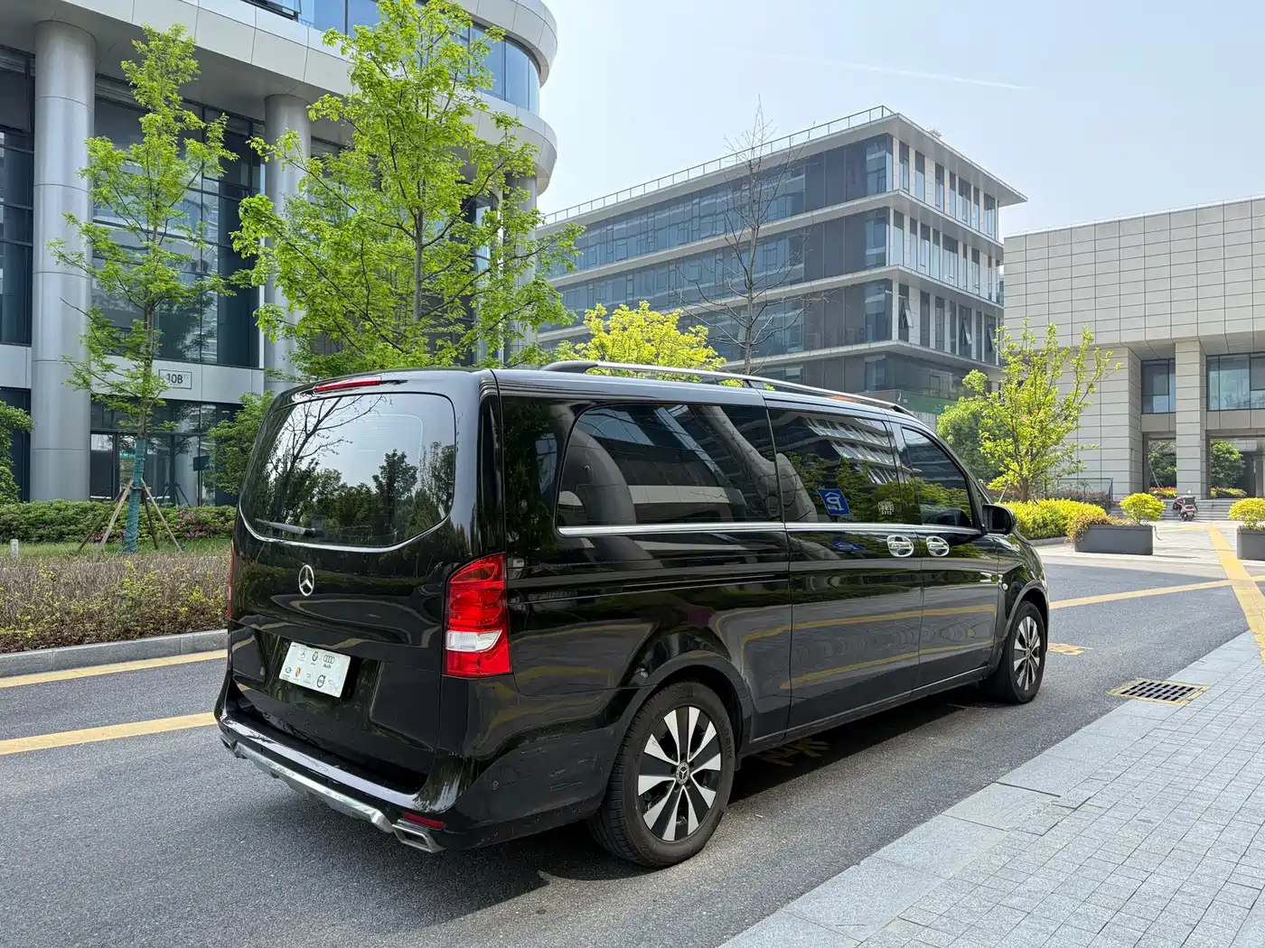 Mercedes-Benz Vito 2021 2.0T Elite 7-Seater фото 4