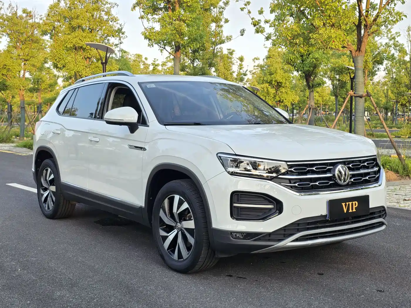Volkswagen Tayron 2021 330TSI 2WD 30th Anniversary Edition фото 3