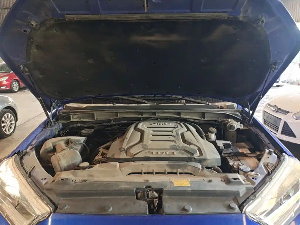 Jiangling Yuhu 7 2021 2020 Model 2.0T Diesel Automatic 2WD Comfort Short Wheelbase China VI JX4D20A6L