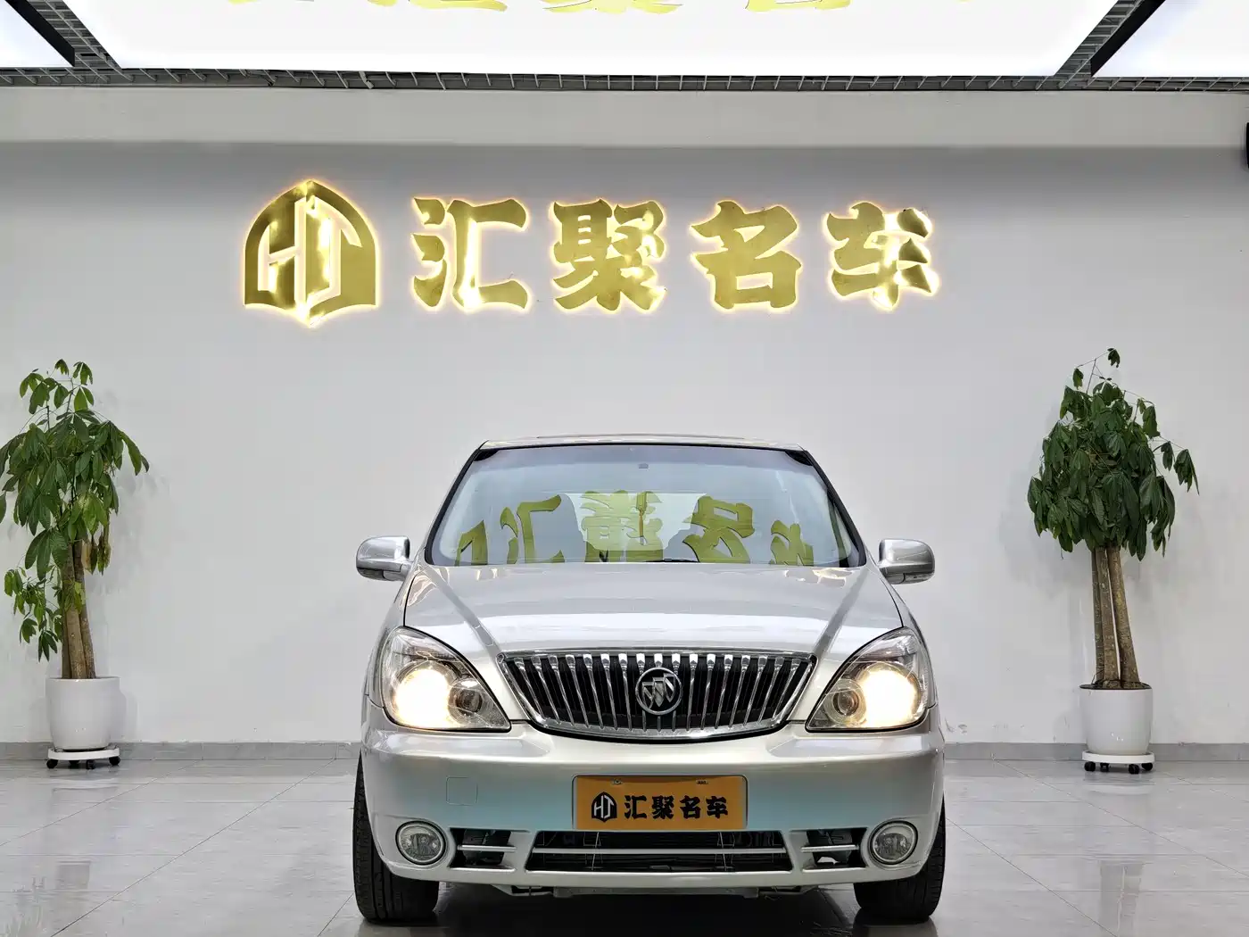 Buick GL8 2014 2.4L Executive Edition фото 3