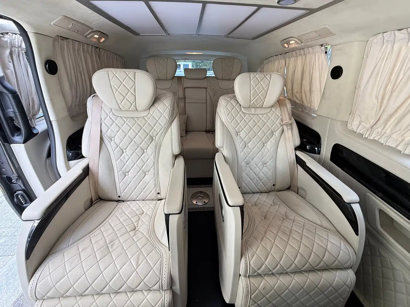 Mercedes-Benz Vito 2021 2.0T Elite 7-Seater фото 16