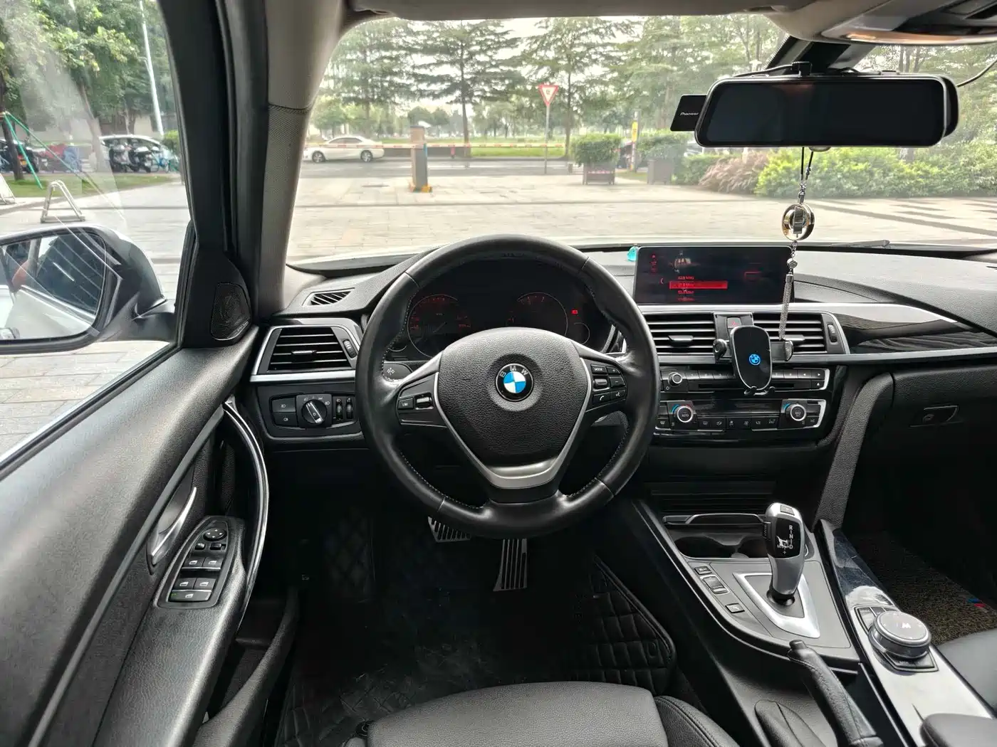 BMW 3 Series 2019 320Li Fashion Type фото 11
