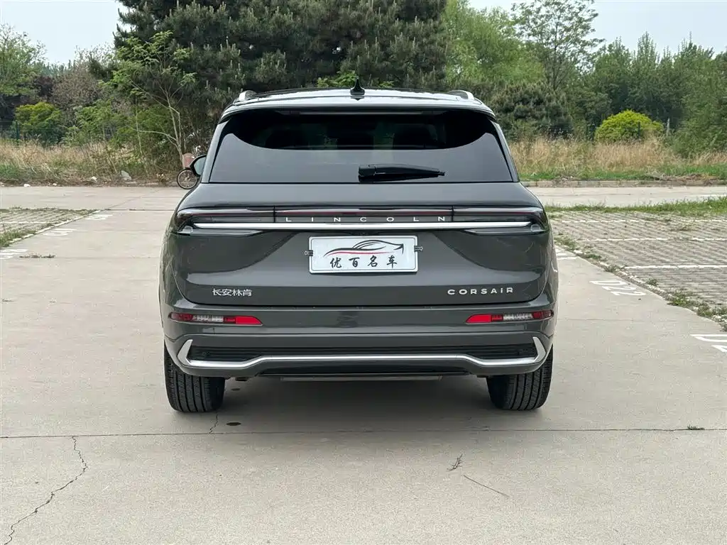 LINCOLN ADVENTURER