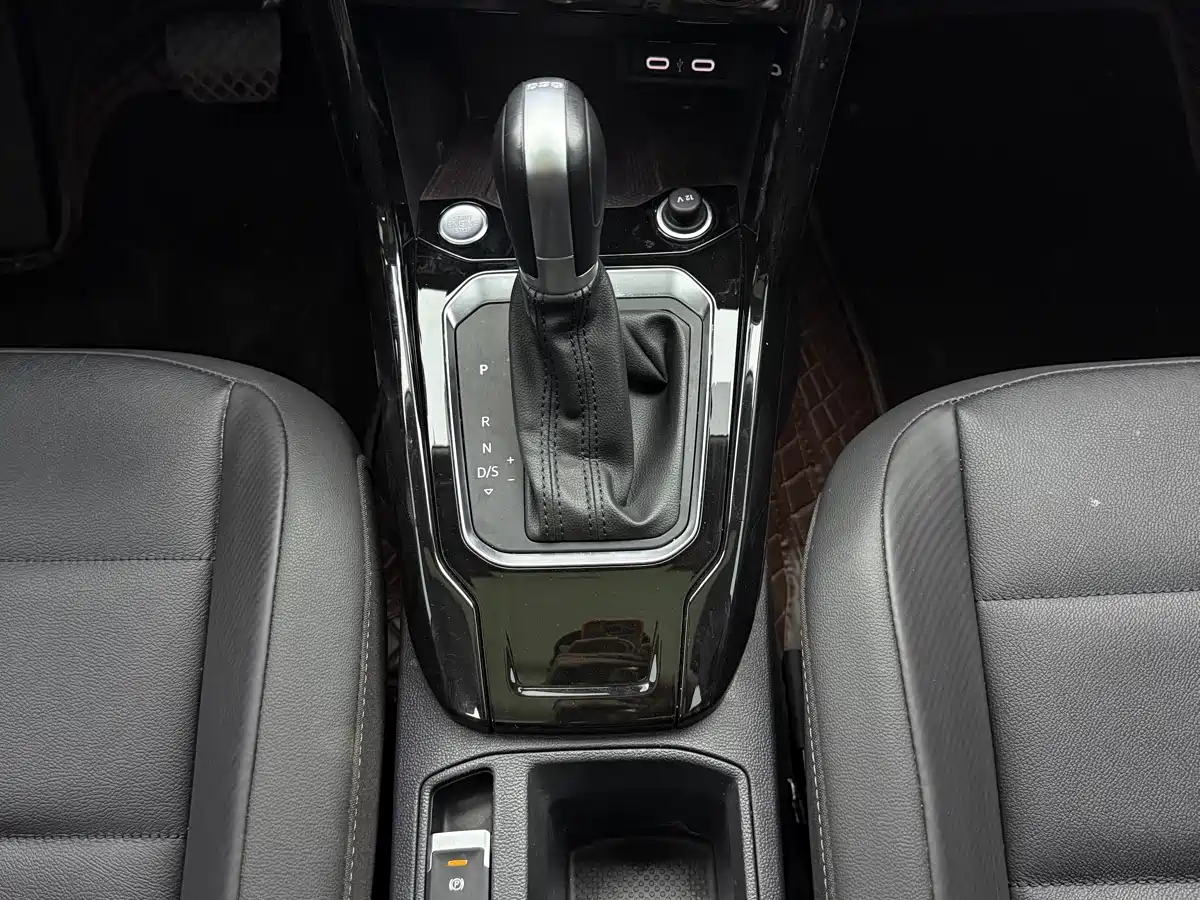 Volkswagen T-ROC 2021 280TSI DSG 2WD Comfort Connected фото 11