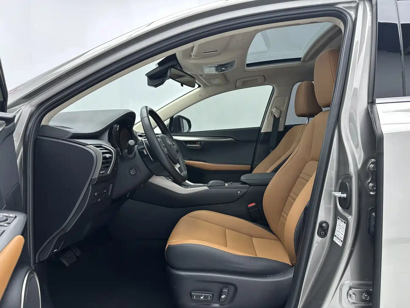 Lexus NX 2020 200 AWD F Sport China VI фото 5