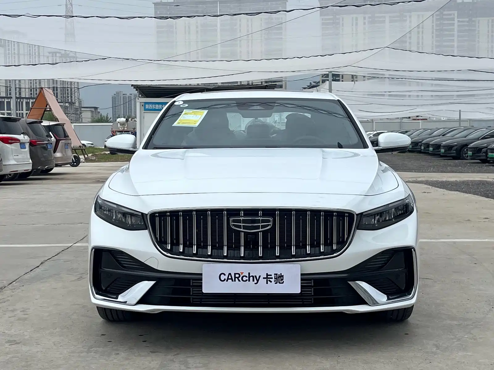 Фото 2 - Geely Preface