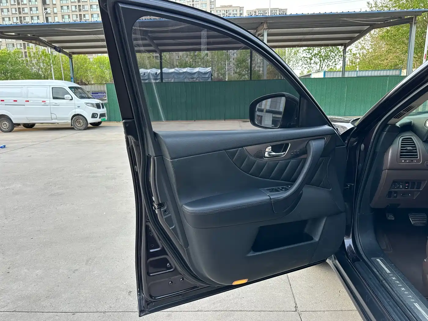Infiniti FX 2011 2011 FX35 Standard