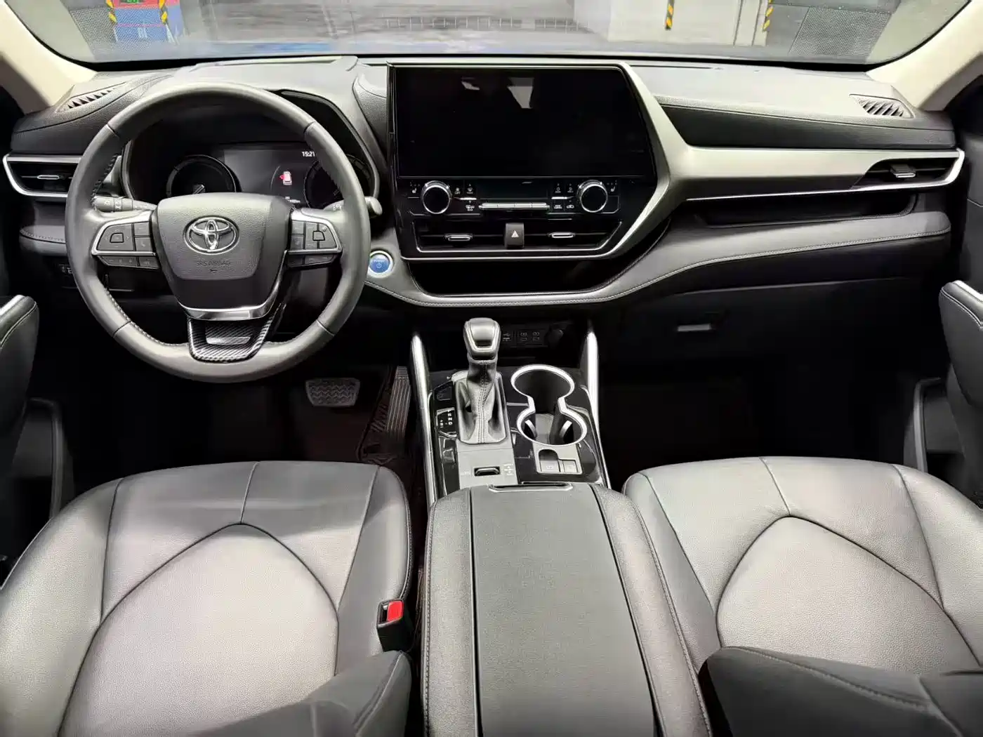 Toyota Highlander 2023 2023 2.5L Smart Hybrid Dual Engine AWD Premium 7-Seater