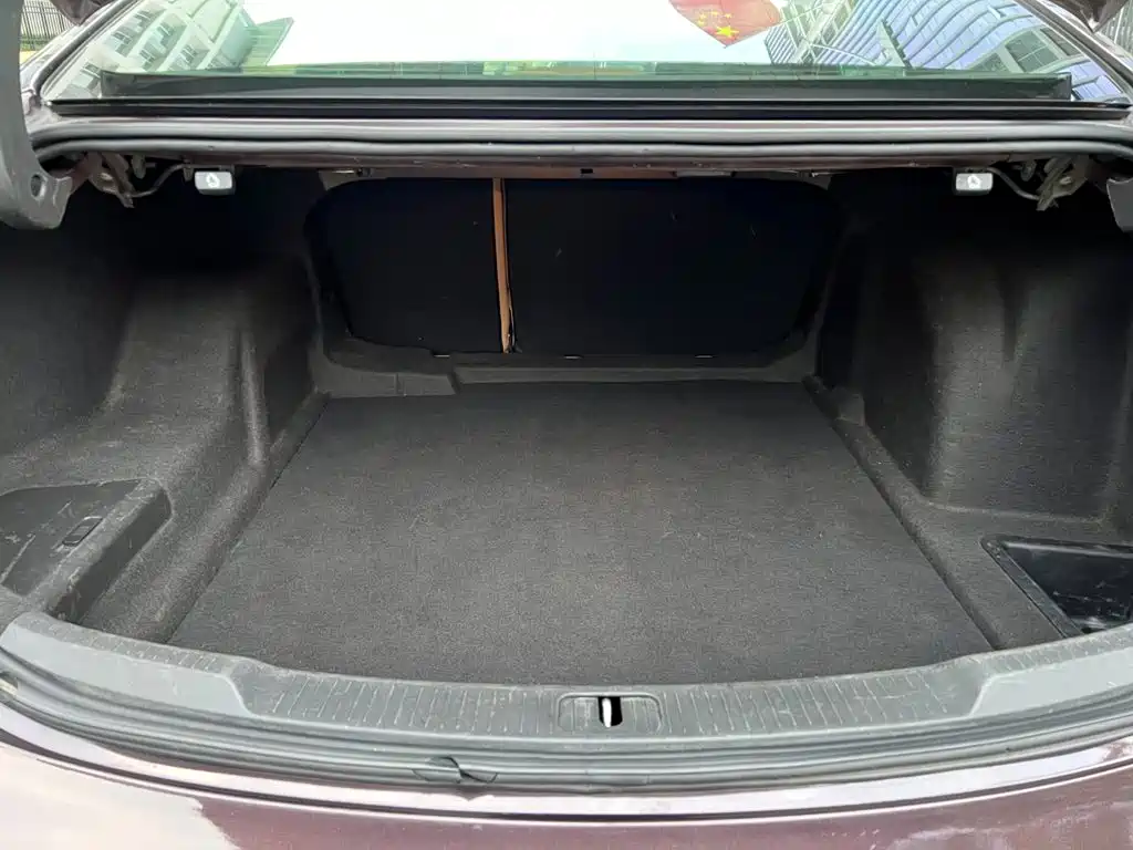 Photo 30 - Buick LaCrosse