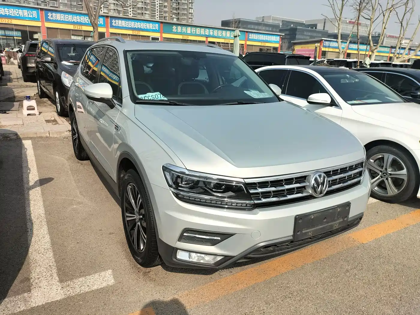 Volkswagen Tiguan L 2018 380TSI Automatic AWD Luxury Edition фото 3