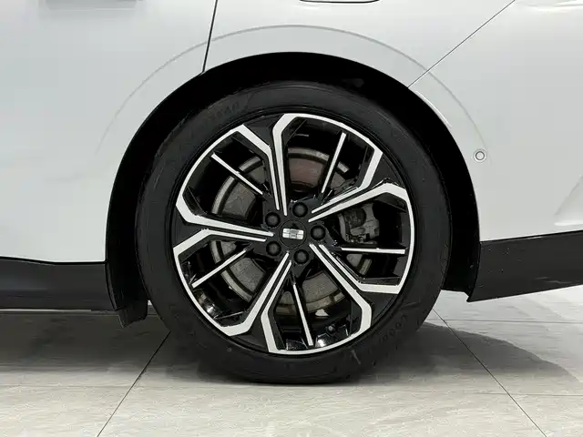 Geely Galaxy Galaxy E8 2025 2025 700km Long Voyage Smart Drive Edition