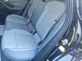 Фото 22 - Audi Q6L e-tron