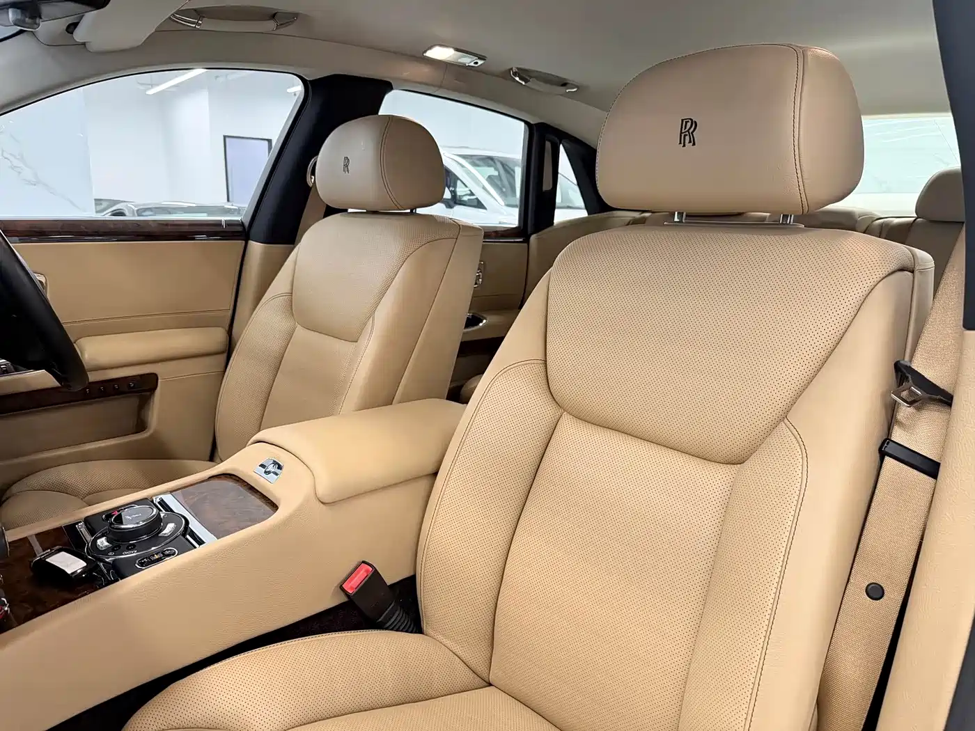Photo 7 - Rolls-Royce Ghost