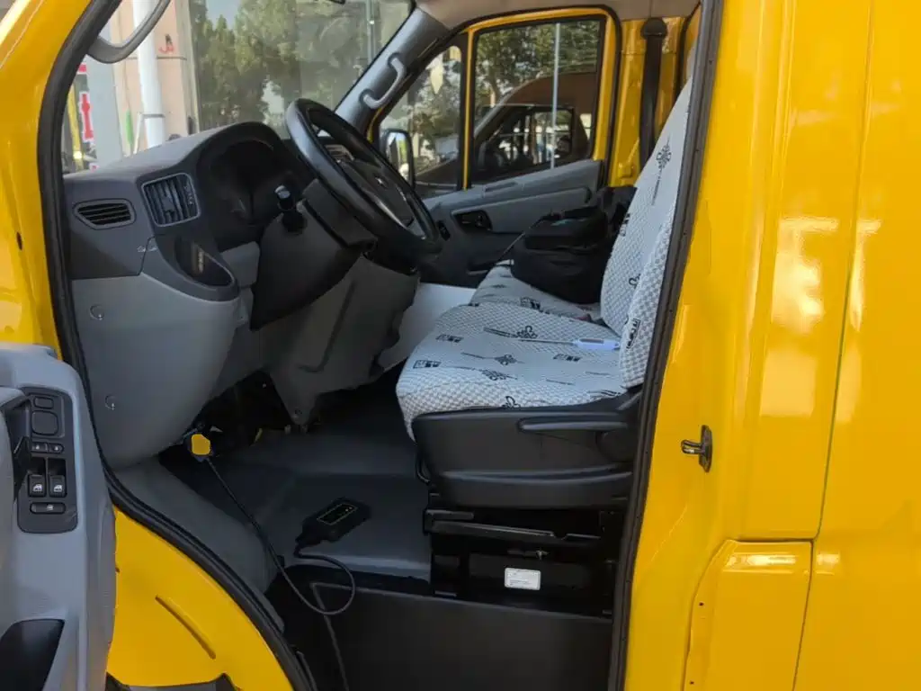 Foton Tuyano 2021 2020 2.5T Manual Tongtu Short Wheelbase Flat Roof 5/6/7-Seater 4J25TC3