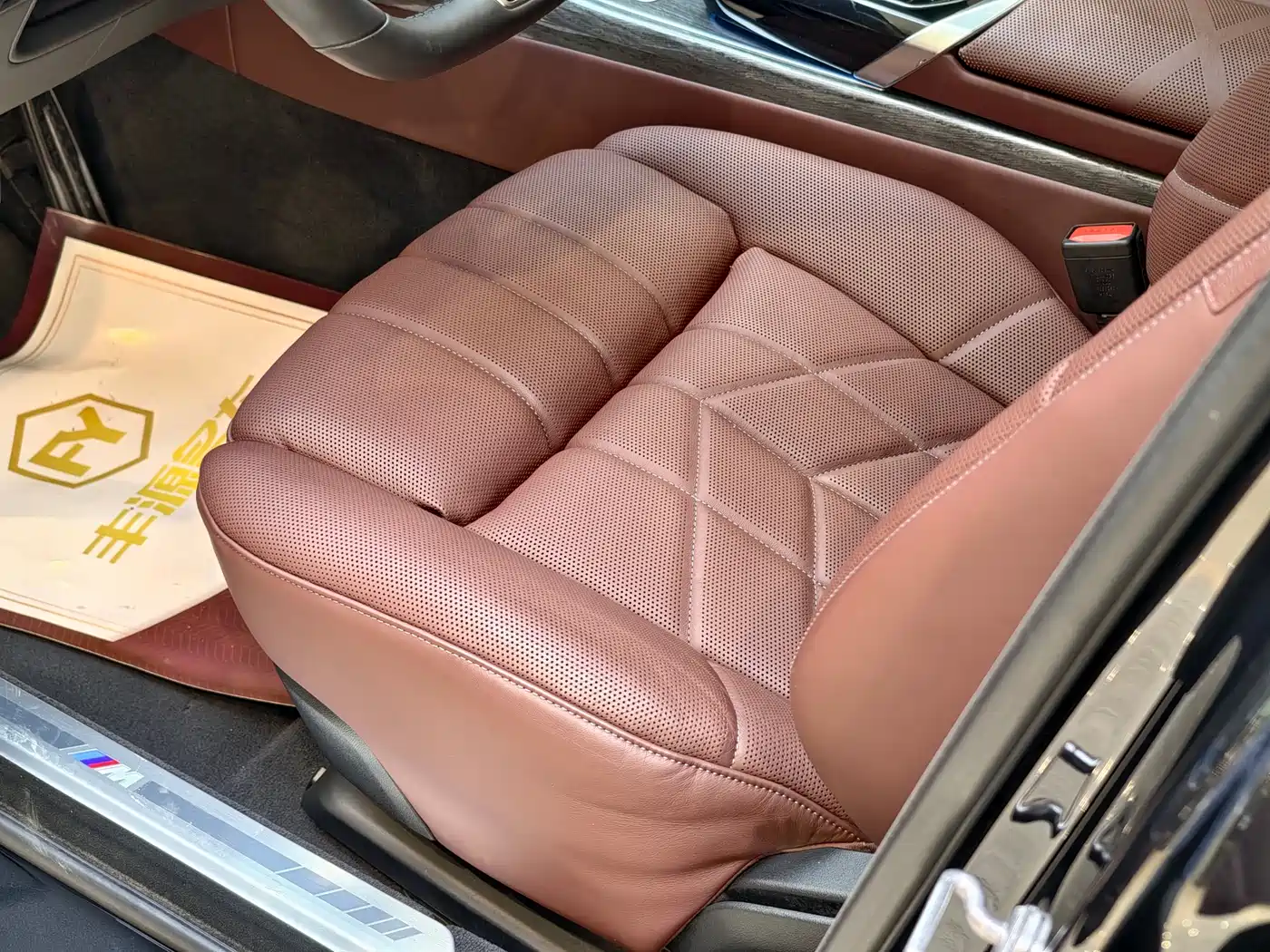 BMW 7-SERIES
