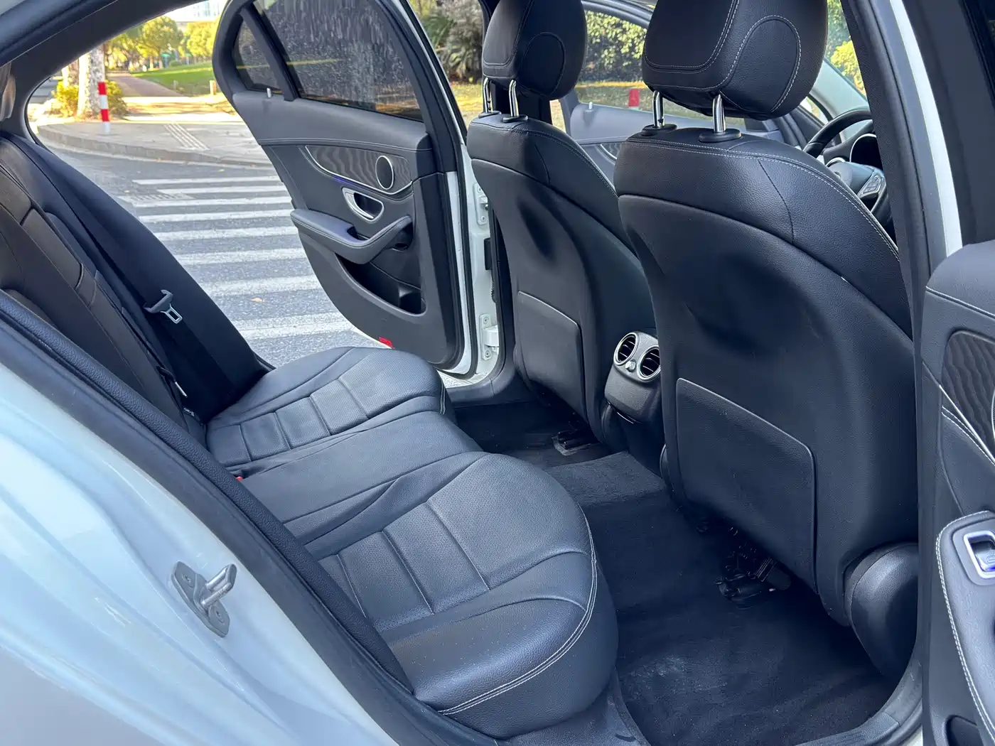 Mercedes-Benz C-Class 2018 C 180 L Fashion Sport Edition фото 11