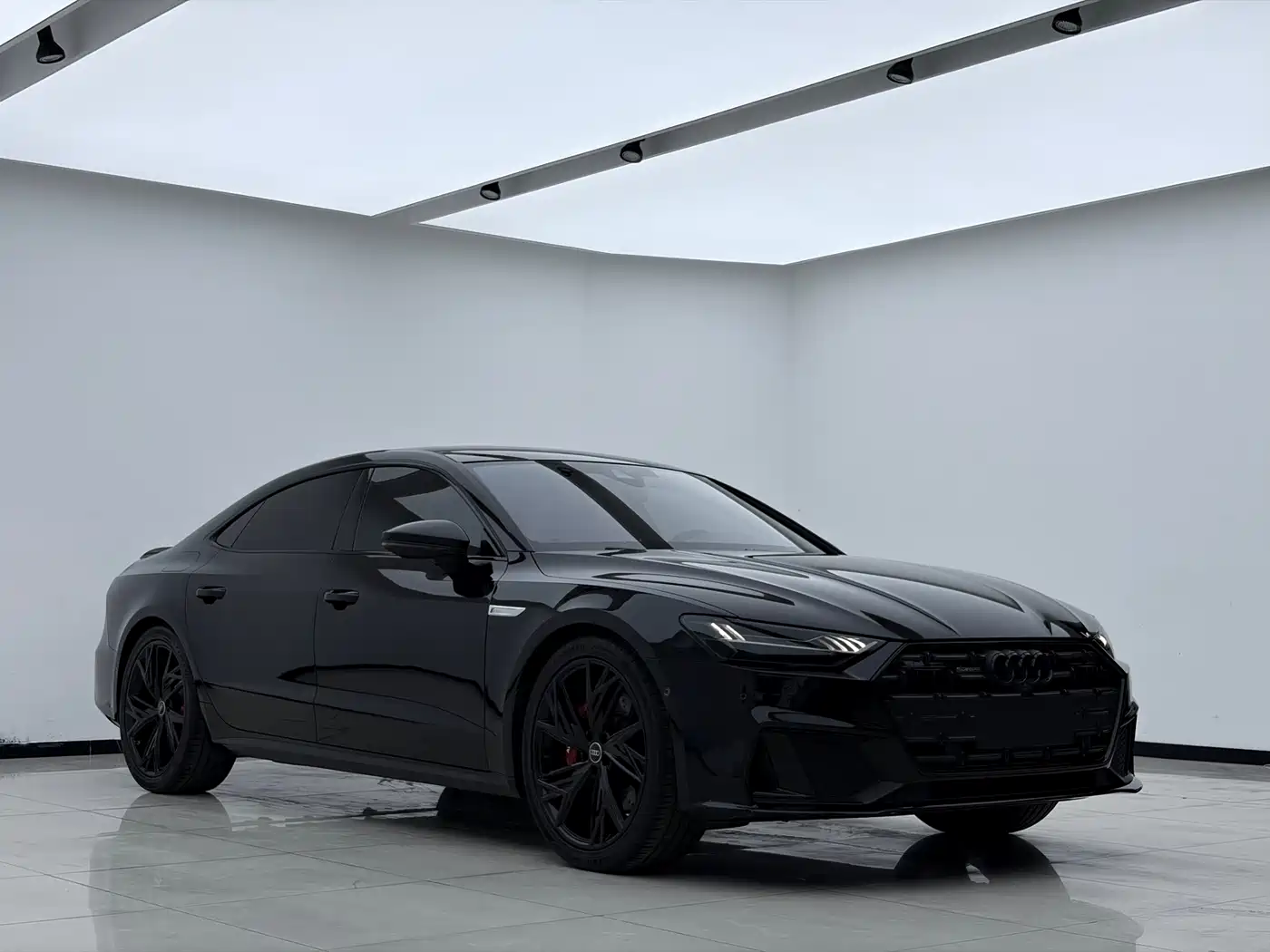 Audi A7L 2022 45 TFSI quattro S-line Black Warrior Edition фото 3