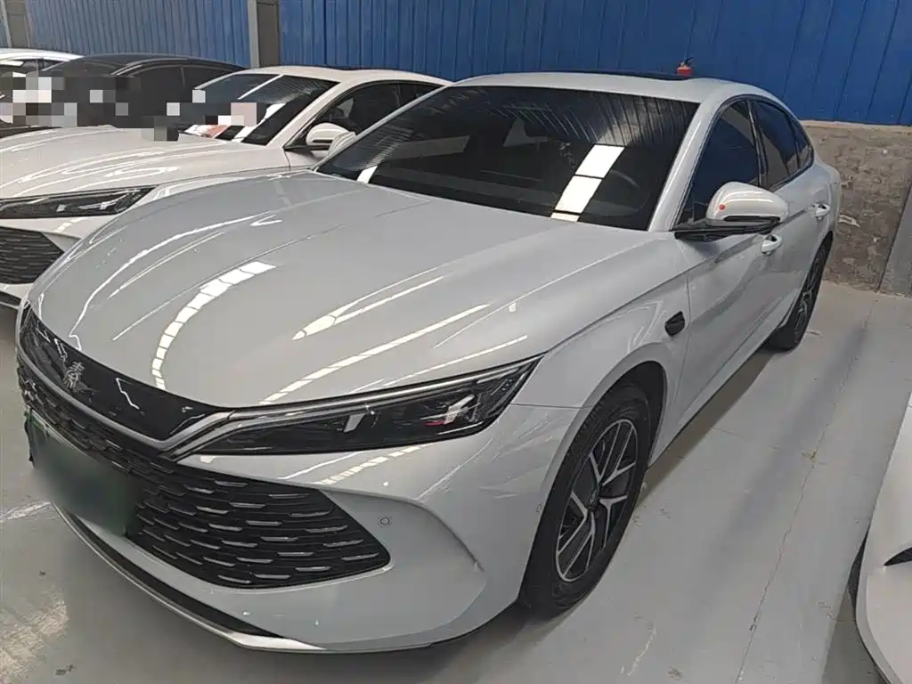 BYD Qin L 2025 DM-i Smart Drive Edition 120KM Surpassing