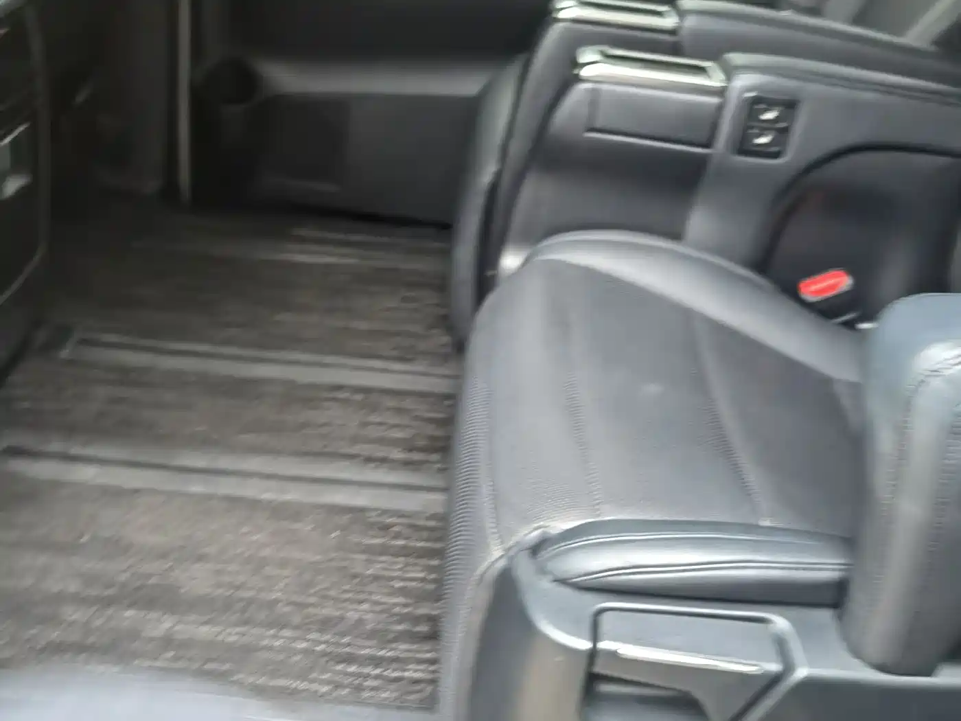 Toyota Alphard 2018 3.5L Luxury фото 5