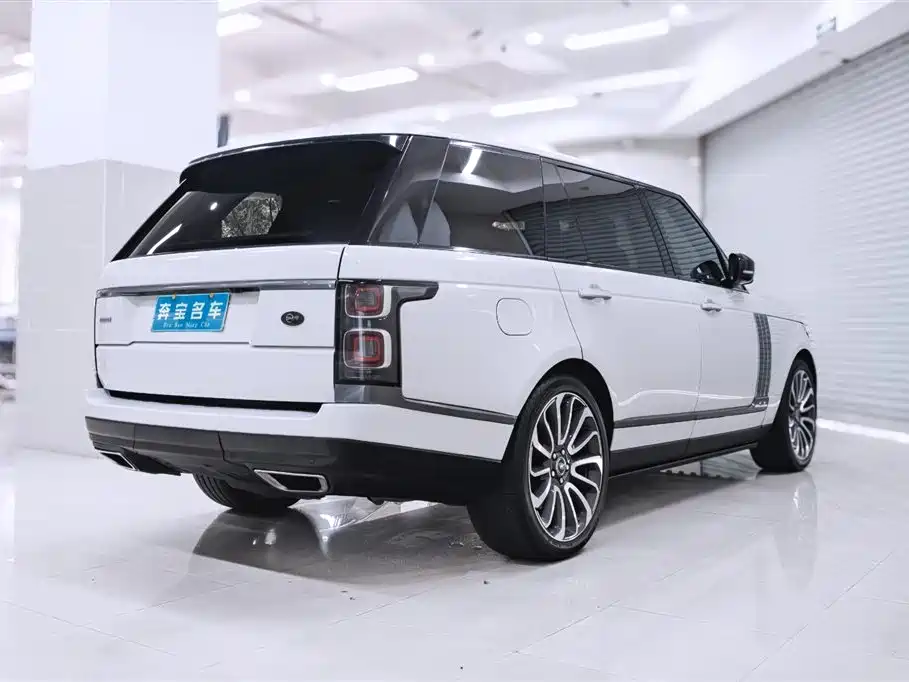 Land Rover Range Rover 2015 3.0 TDV6 Vogue фото 4