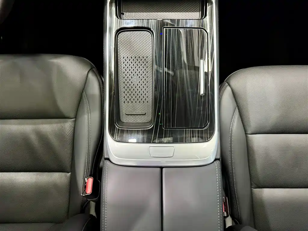 WEY Alpine 2024 2023 AWD Flagship