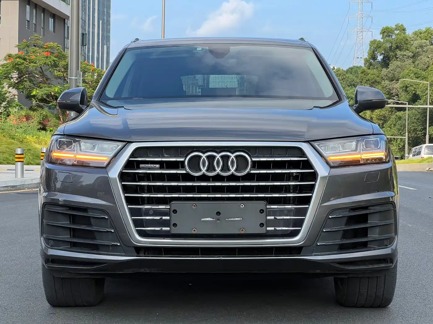 Фото 2 - Audi Q7