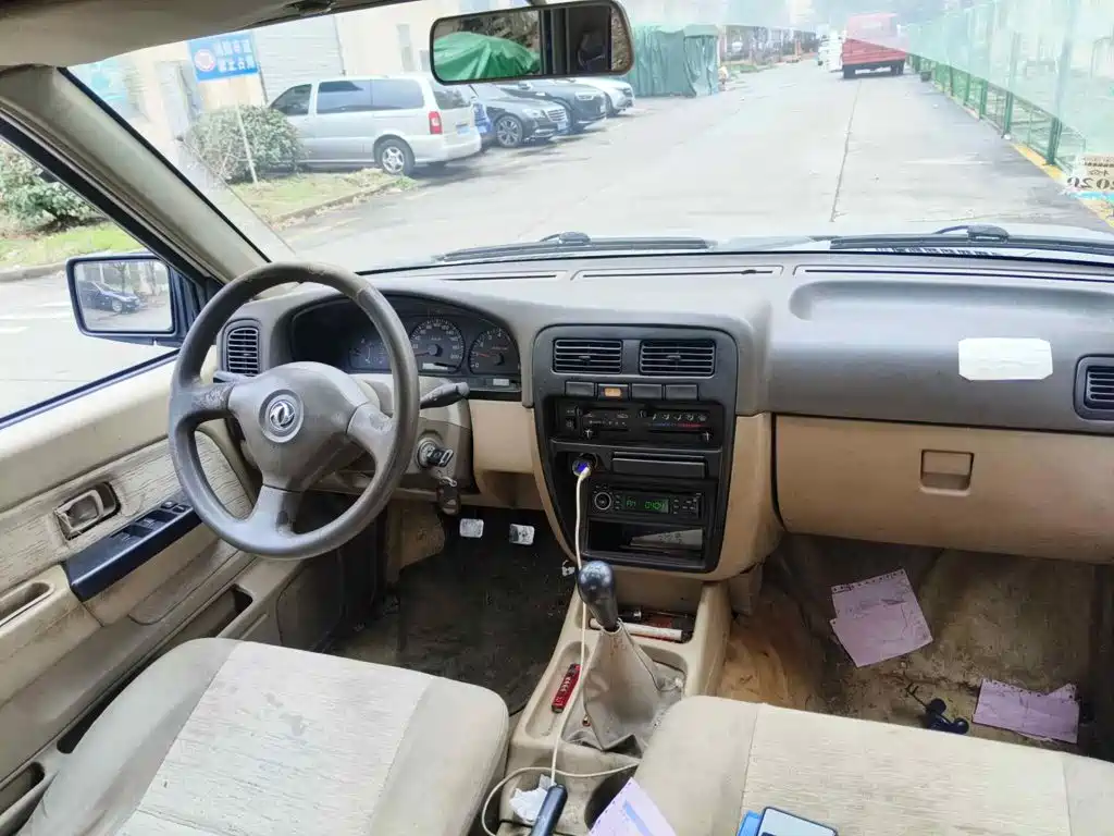 Dongfeng Ruiqi 2011 2010 Model 2.5T Diesel 2WD Standard ZD25TCR