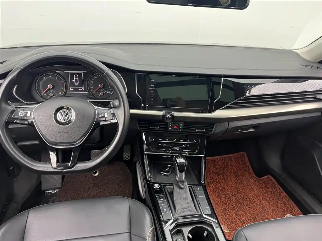 Volkswagen Passat 2020 330TSI Elite Edition China V фото 9