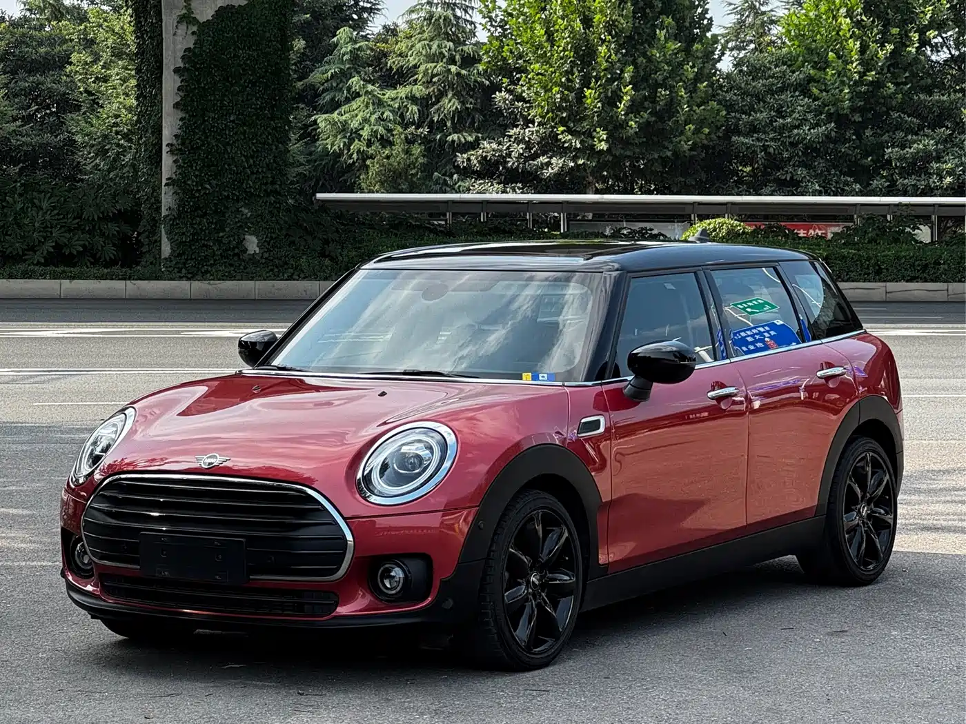 MINI CLUBMAN