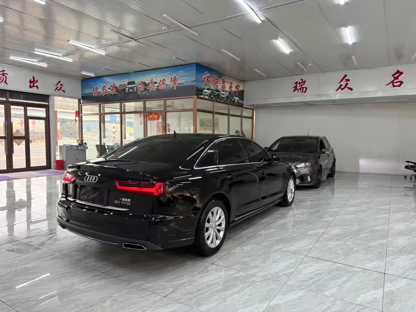 Audi A6L 2016 30 FSI Comfort фото 6