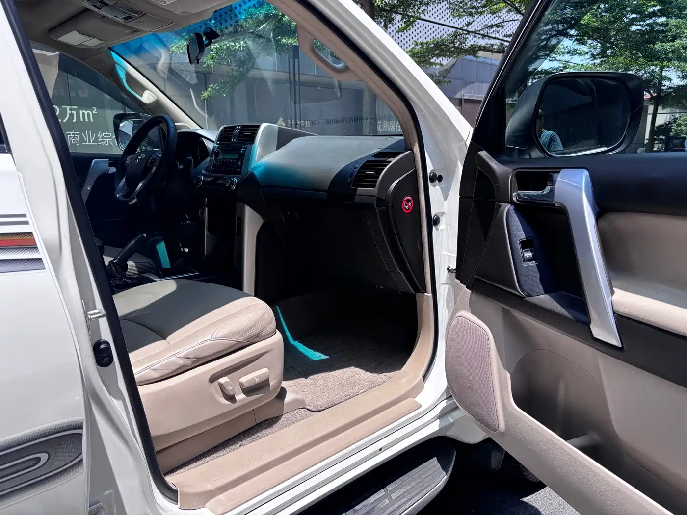 Toyota Prado 2010 4.0L Automatic TX-L фото 13